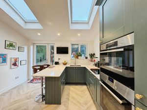 Photo 13- click for photo gallery